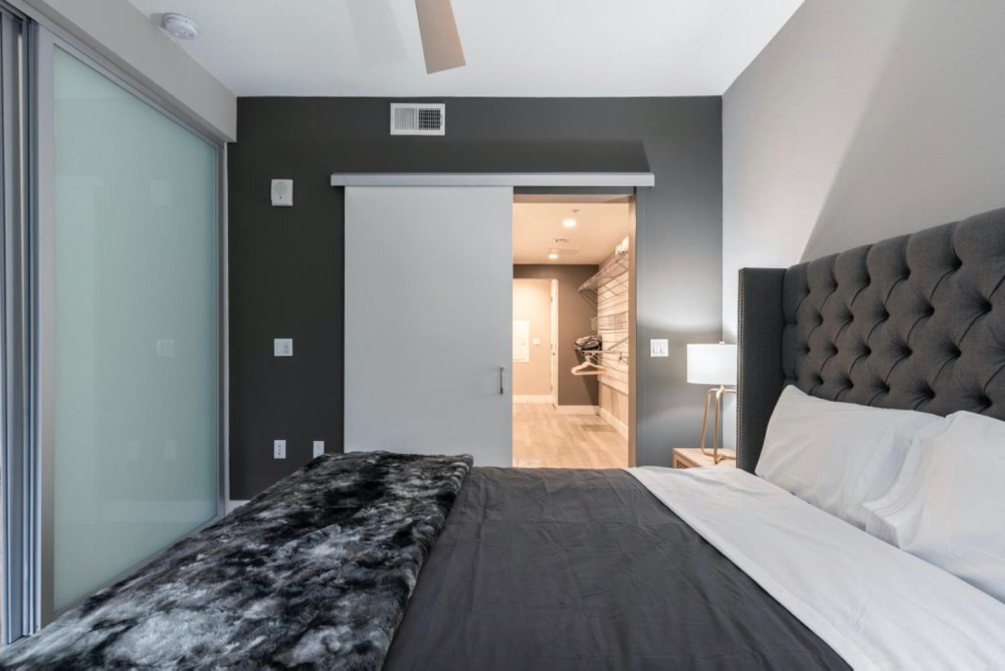 Brand New Luxury Weho Avl *