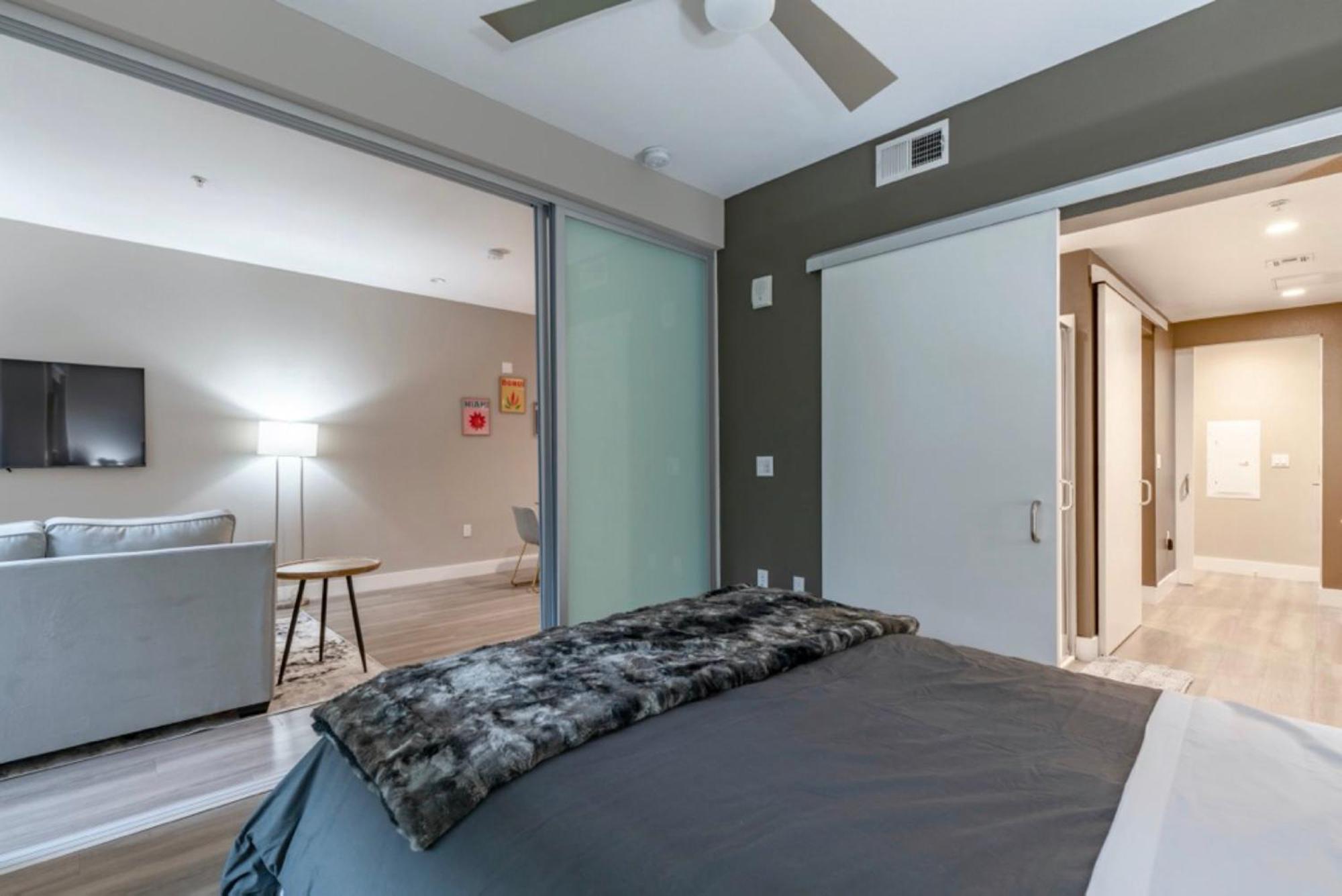 Brand New Luxury Weho Avl